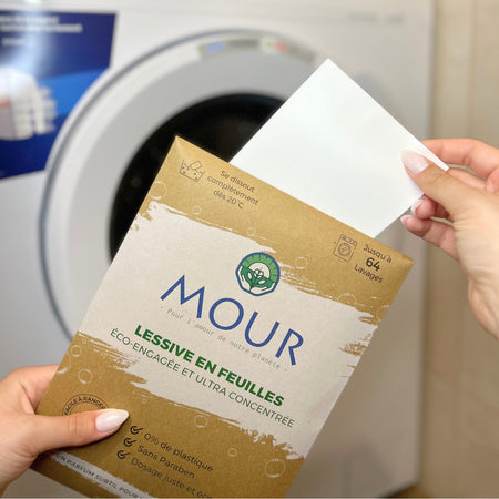 LESSIVE EN FEUILLES - 64 LAVAGES
